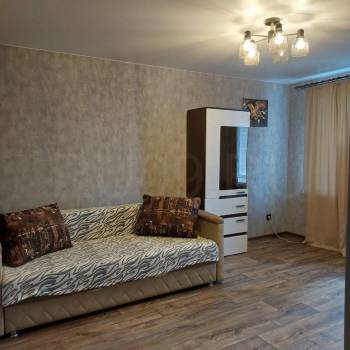 Сдается 1-комнатная квартира, 35 м²