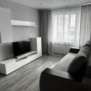Сдается 1-комнатная квартира, 40 м²