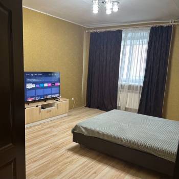 Сдается 1-комнатная квартира, 45 м²