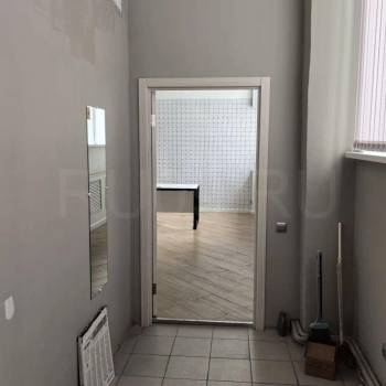 Сдается Нежилое помещение, 274 м²