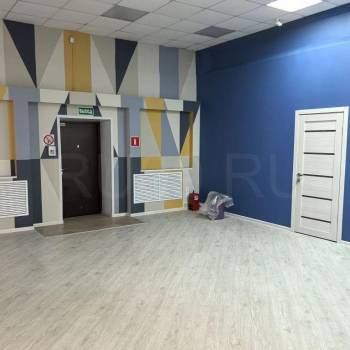 Сдается Нежилое помещение, 274 м²
