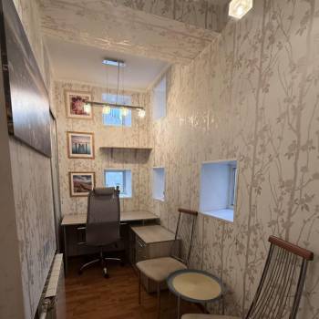 Сдается 1-комнатная квартира, 56 м²
