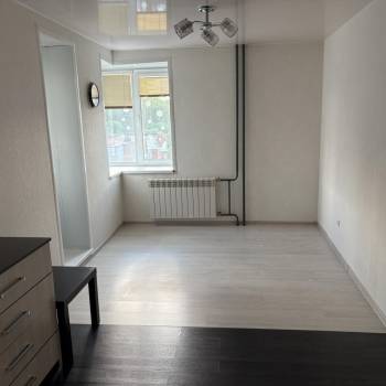 Сдается 1-комнатная квартира, 41 м²