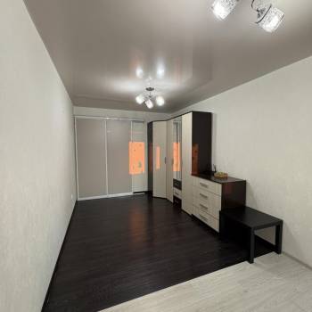 Сдается 1-комнатная квартира, 41 м²