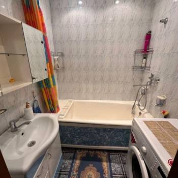 Сдается Многокомнатная квартира, 68 м²