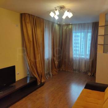 Сдается 2-х комнатная квартира, 62 м²