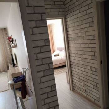 Продается 1-комнатная квартира, 42 м²