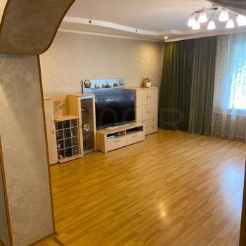 Продается 3-х комнатная квартира, 82 м²