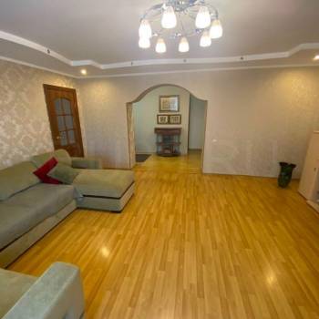 Продается 3-х комнатная квартира, 82 м²