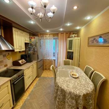 Продается 3-х комнатная квартира, 82 м²