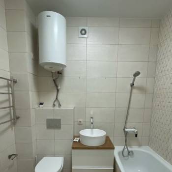 Сдается 1-комнатная квартира, 52,4 м²