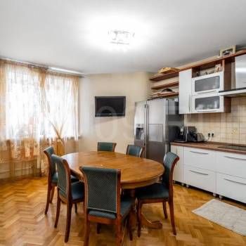 Продается Многокомнатная квартира, 129 м²
