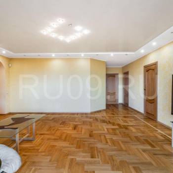 Продается Многокомнатная квартира, 129 м²