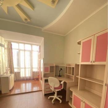 Продается Многокомнатная квартира, 95 м²
