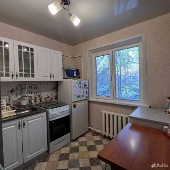 Сдается Многокомнатная квартира, 58,6 м²