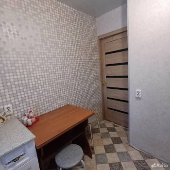 Сдается Многокомнатная квартира, 58,6 м²