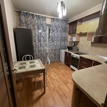 Сдается 1-комнатная квартира, 46 м²