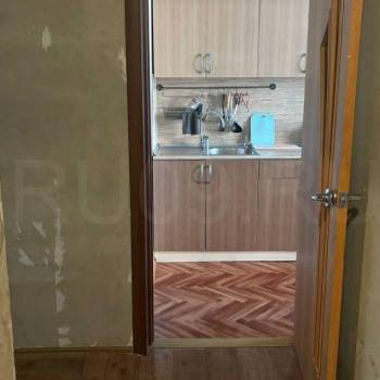 Продается 1-комнатная квартира, 41 м²