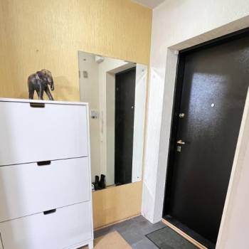 Сдается Многокомнатная квартира, 60 м²