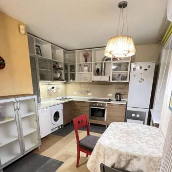Сдается Многокомнатная квартира, 60 м²