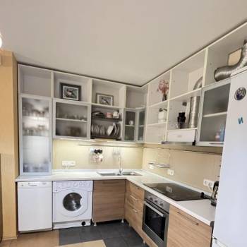 Сдается Многокомнатная квартира, 60 м²
