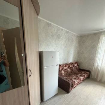 Продается 1-комнатная квартира, 14 м²