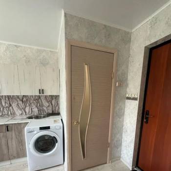 Продается 1-комнатная квартира, 14 м²