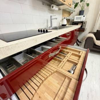 Сдается 2-х комнатная квартира, 81 м²