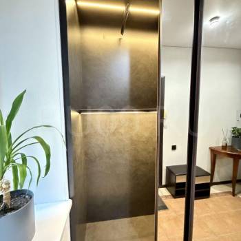 Сдается 2-х комнатная квартира, 81 м²