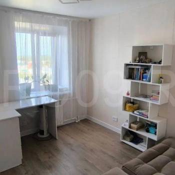 Сдается Многокомнатная квартира, 64 м²