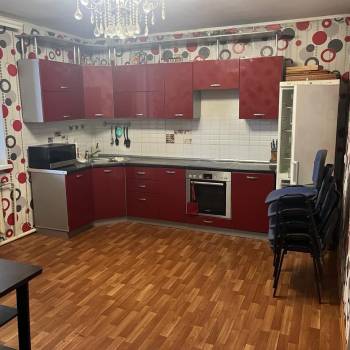 Сдается Многокомнатная квартира, 65 м²