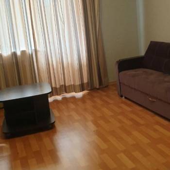 Продается 1-комнатная квартира, 50,6 м²