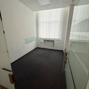 Сдается Нежилое помещение, 147 м²