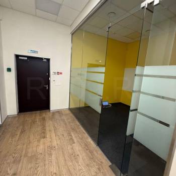 Сдается Нежилое помещение, 147 м²