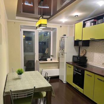 Сдается Многокомнатная квартира, 75 м²