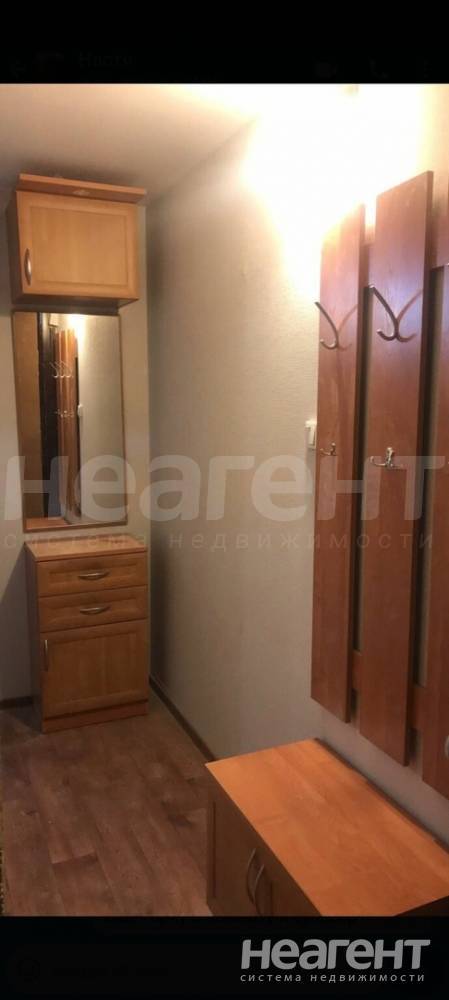 Продам 2-комн. квартиру, Кулагинский, проспект Фрунзе