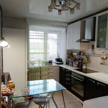 Продается 3-х комнатная квартира, 63 м²
