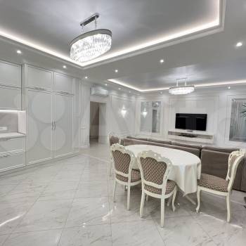Продается Многокомнатная квартира, 150 м²