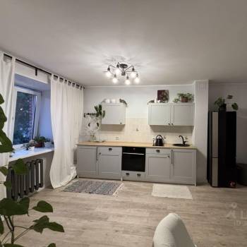 Продается 3-х комнатная квартира, 92,7 м²