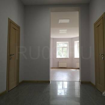 Сдается Нежилое помещение, 350 м²