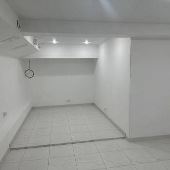 Сдается Нежилое помещение, 120 м²