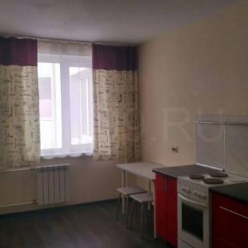 Сдается 1-комнатная квартира, 53 м²