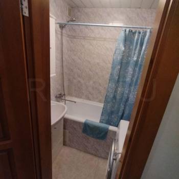 Сдается 1-комнатная квартира, 46 м²