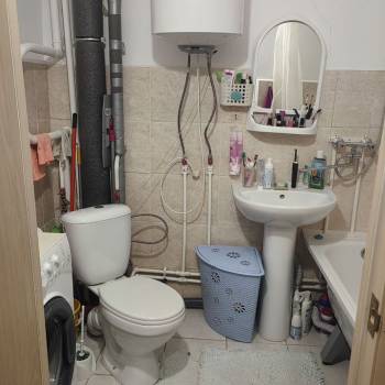 Продается 1-комнатная квартира, 38 м²
