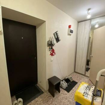 Продается 1-комнатная квартира, 35 м²