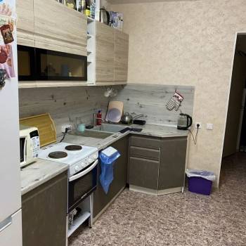 Продается 1-комнатная квартира, 35 м²