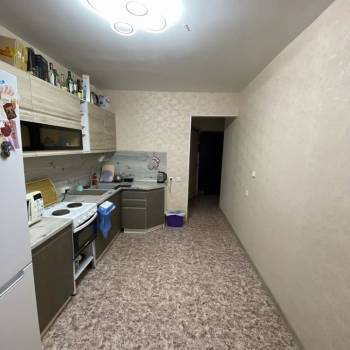Продается 1-комнатная квартира, 35 м²