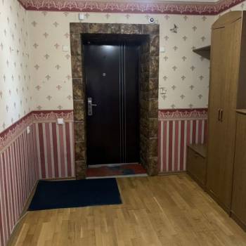 Продается Многокомнатная квартира, 92,4 м²