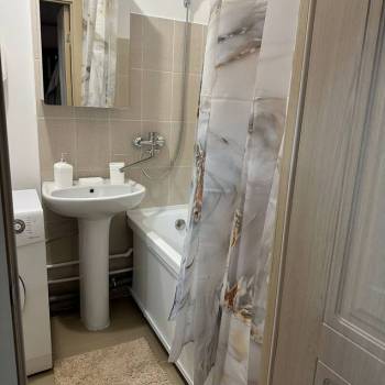 Сдается 1-комнатная квартира, 35 м²