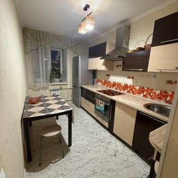 Сдается Многокомнатная квартира, 72 м²